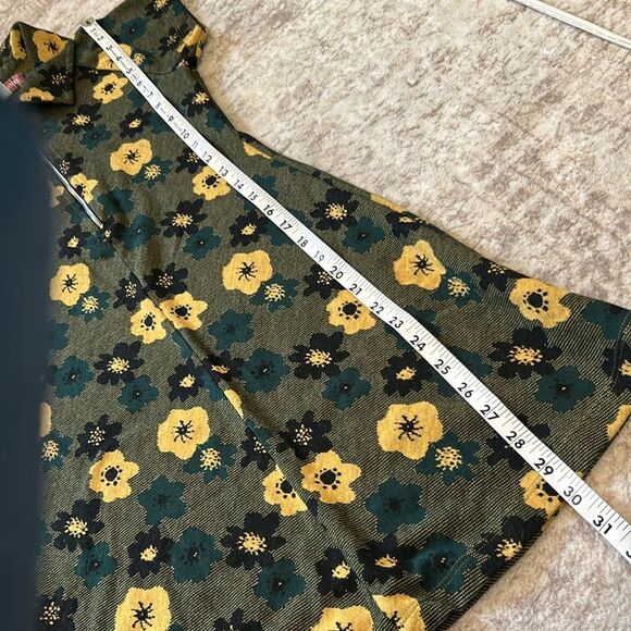 Urban Outfitters Green Sheath Mini Dress with Polo Collar - Picture 7 of 7